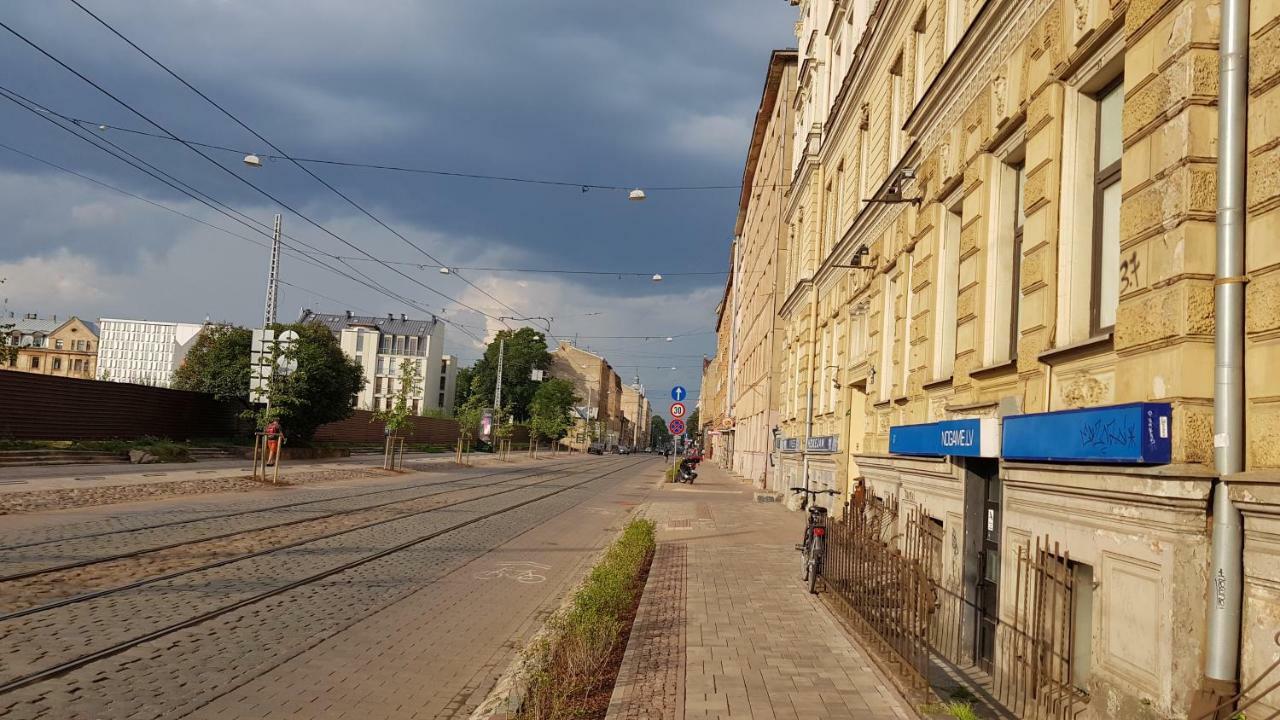 Low Ceiling Apartment Riga Exterior photo
